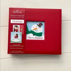 Hallmark Snowman Instant Red Christmas Scrapbook with 20 Embellished Pages NEW
